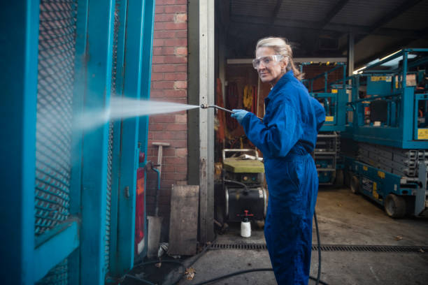 Best Commercial Pressure Washing  in Raytown, MO