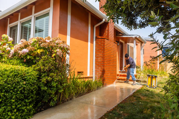 Best Garage Pressure Washing  in Raytown, MO